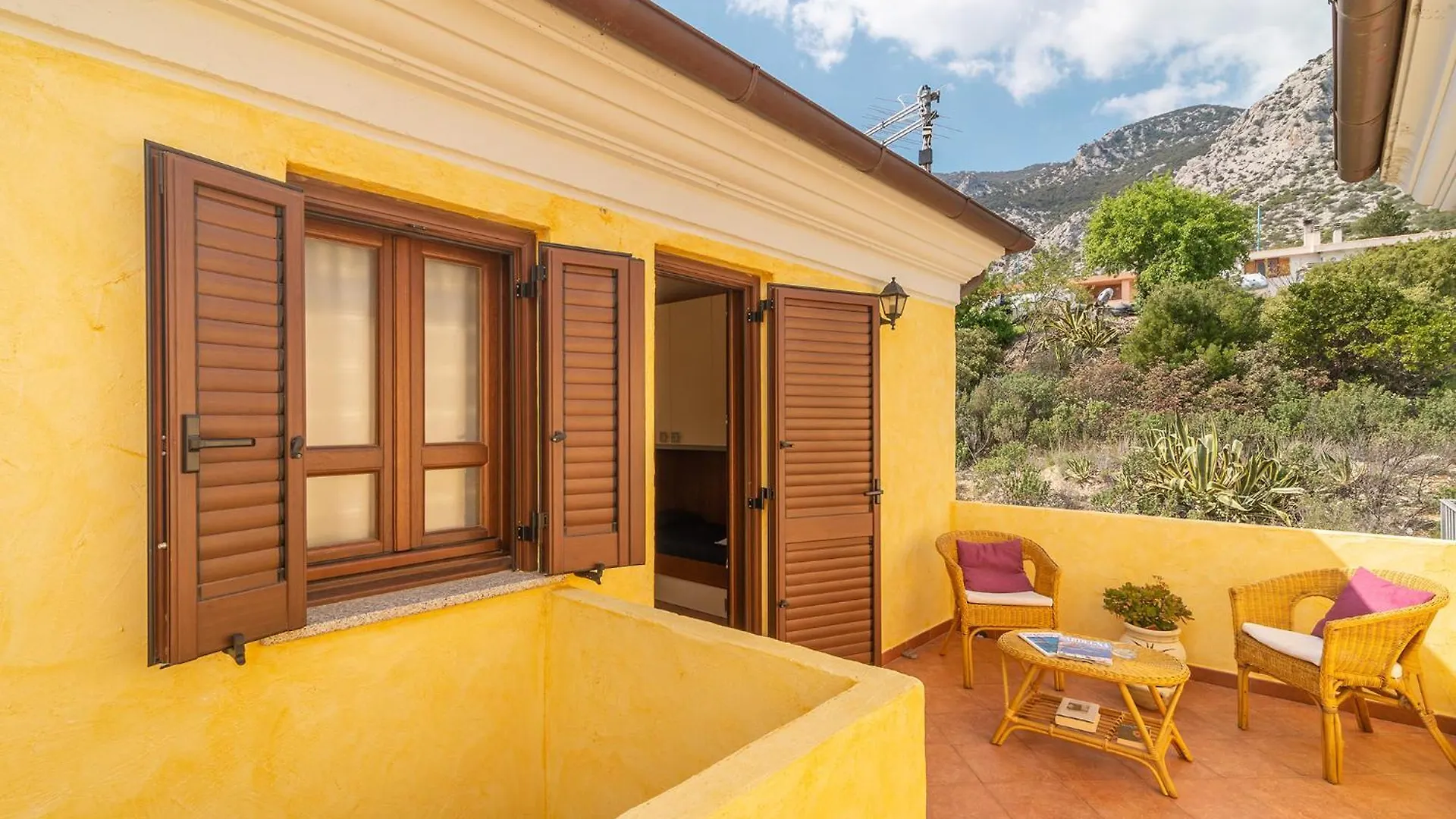 Casa Silvia Sardinia Domus Apartment Cala Gonone